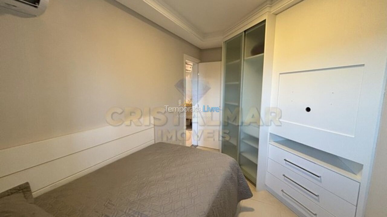 Apartment for vacation rental in Bombinhas (Praia de Bombas)