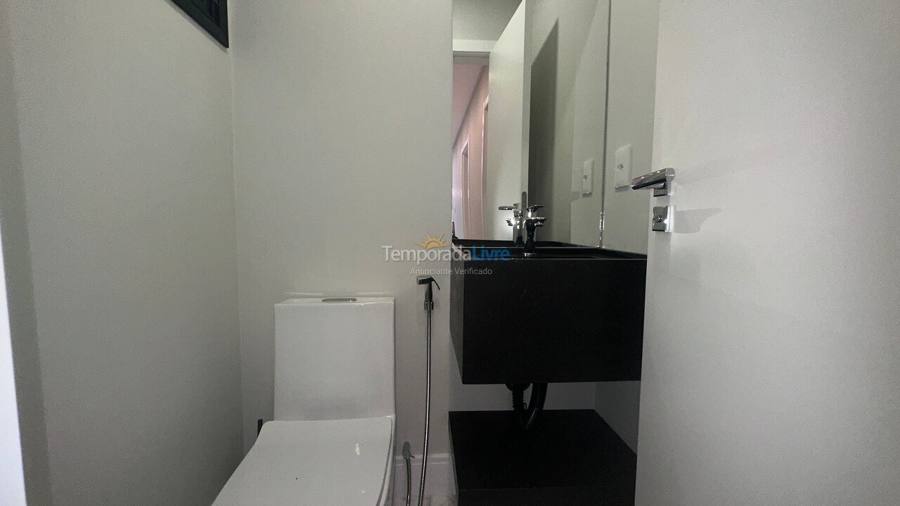 Apartment for vacation rental in Bombinhas (Canto Grande)