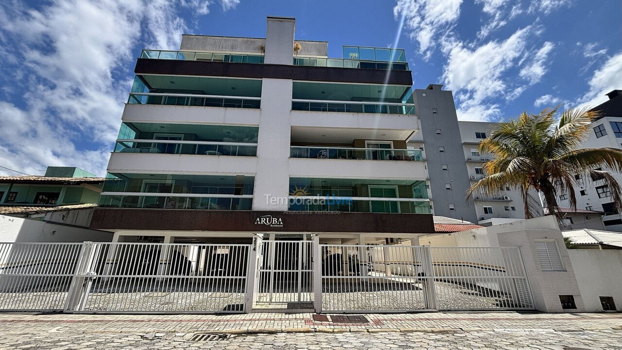Apartamento para alquiler de vacaciones em Bombinhas (Praia de Bombas)