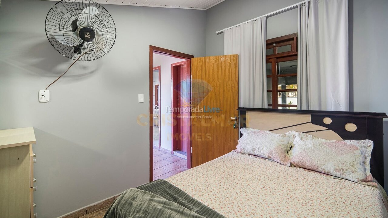 House for vacation rental in Bombinhas (Praia de Bombas)