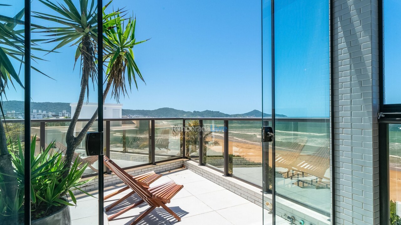 Apartment for vacation rental in Bombinhas (Canto Grande)