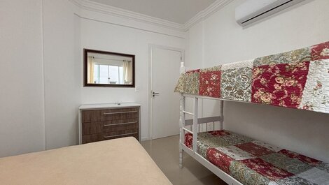 289 - 3-Bedroom Apartment for 9 people, 150m from the Beach