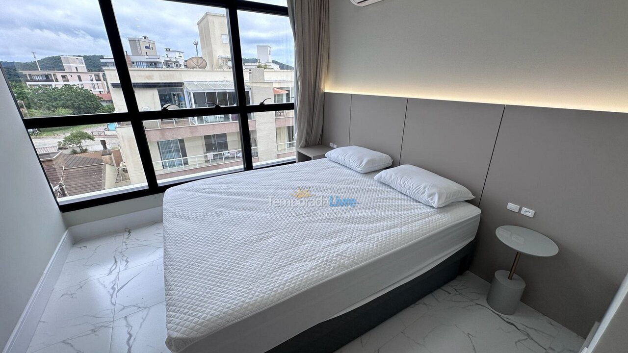 Apartment for vacation rental in Bombinhas (Canto Grande)