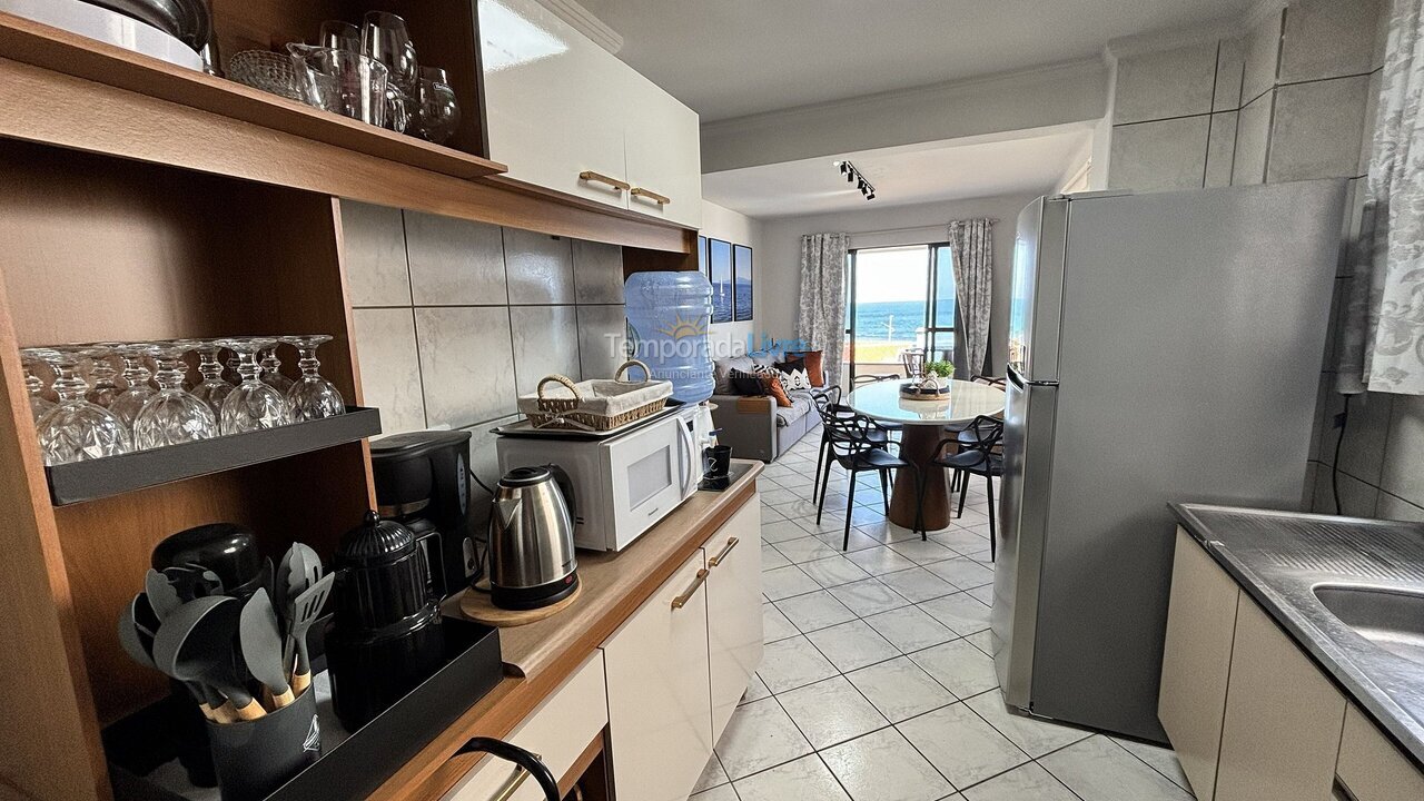 Apartamento para alquiler de vacaciones em Bombinhas (Praia de Bombas)
