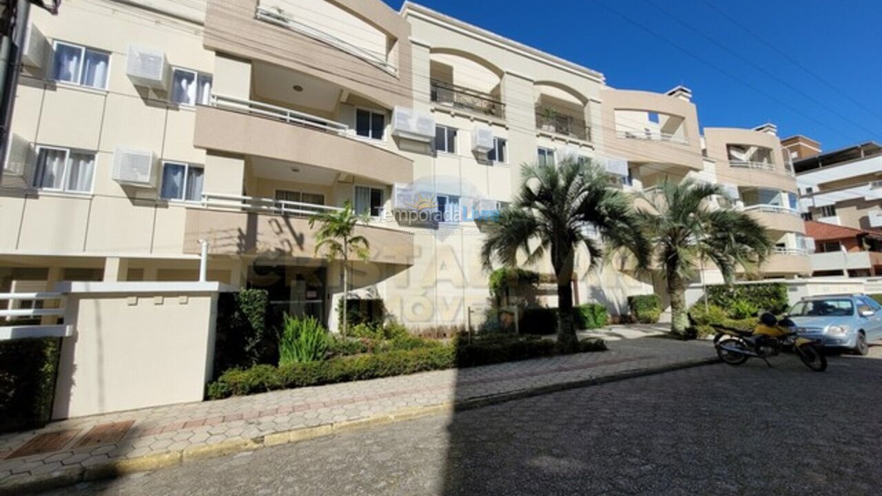 Apartment for vacation rental in Bombinhas (Praia de Bombas)
