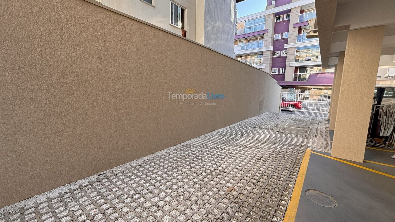 Apartment for vacation rental in Bombinhas (Praia de Bombas)
