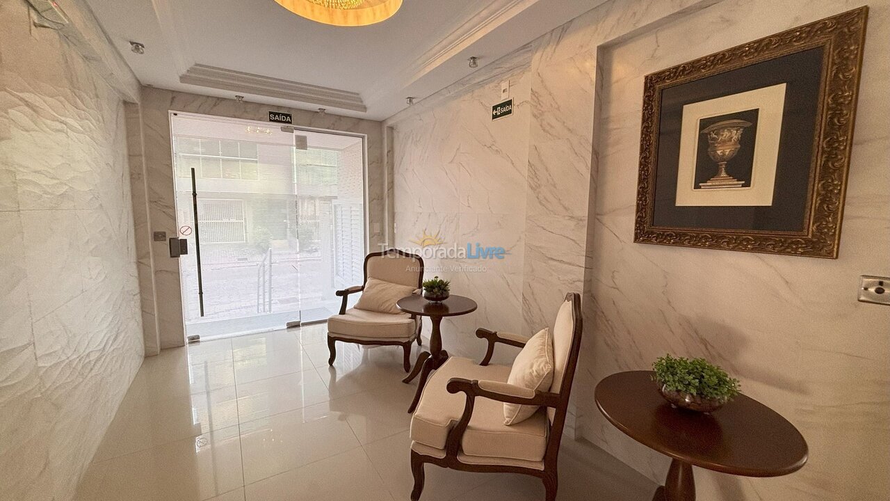 Apartment for vacation rental in Bombinhas (Praia de Bombas)