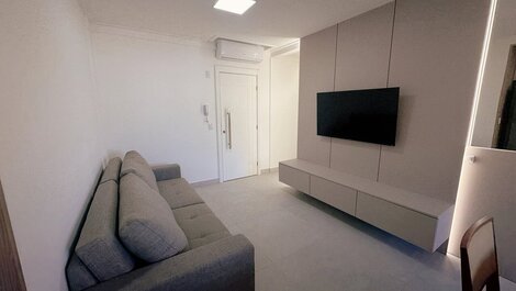 L026 - Apartment at the back, on the first floor, building with...