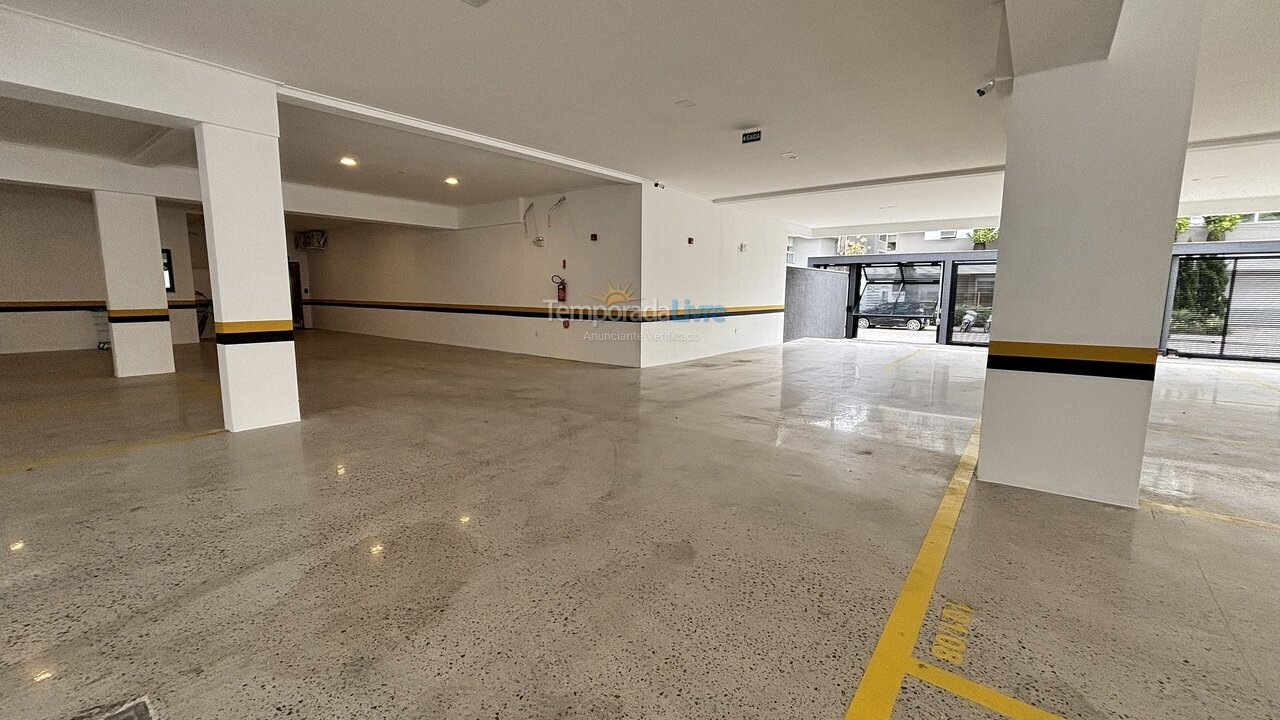 Apartment for vacation rental in Bombinhas (Canto Grande)