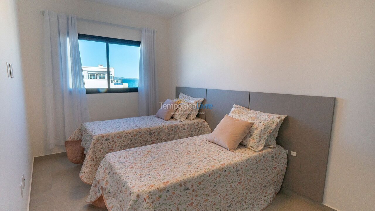 Apartment for vacation rental in Bombinhas (Canto Grande)