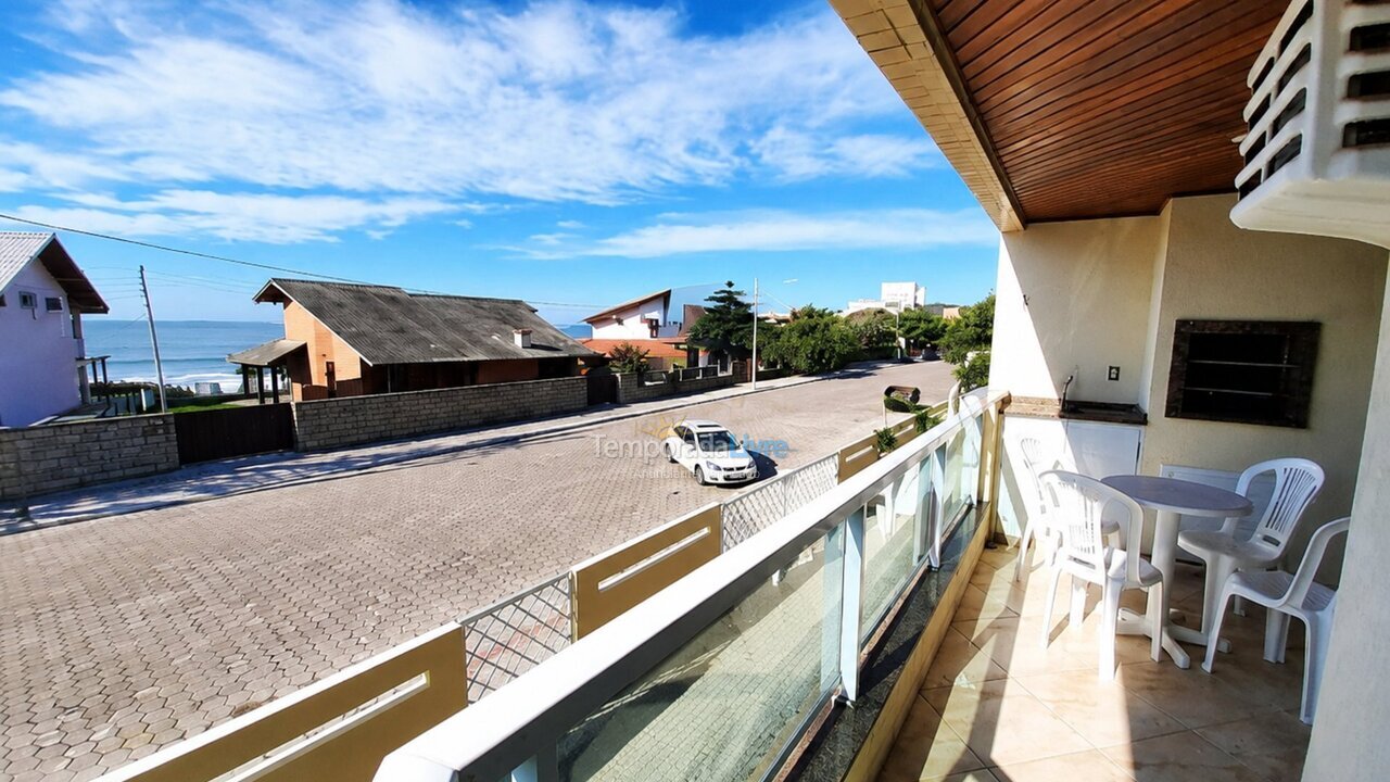 Apartamento para alquiler de vacaciones em Bombinhas (Praia de Quatro Ilhas)