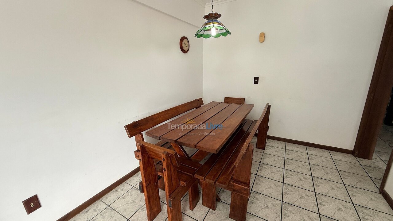 Apartamento para alquiler de vacaciones em Bombinhas (Praia de Bombas)