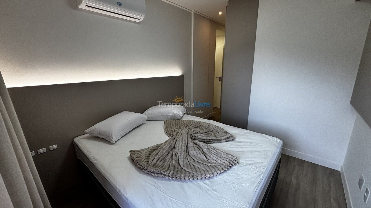 Apartment for vacation rental in Bombinhas (Canto Grande)