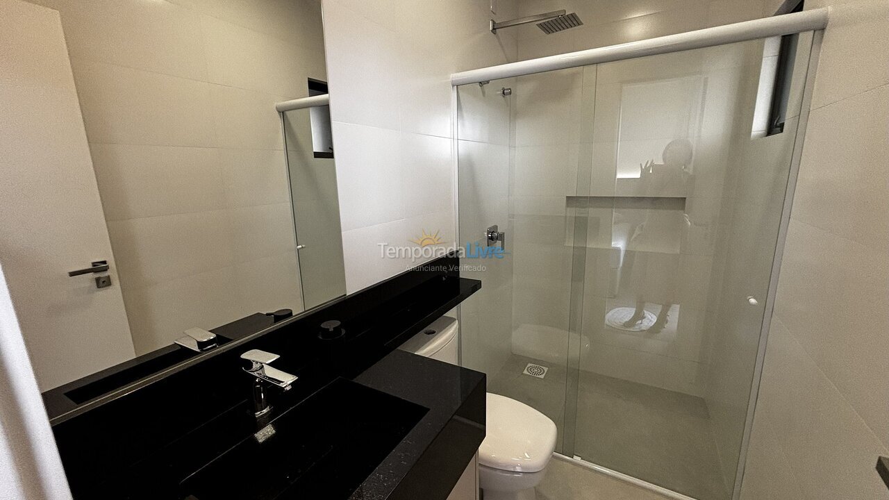 Apartment for vacation rental in Bombinhas (Canto Grande)