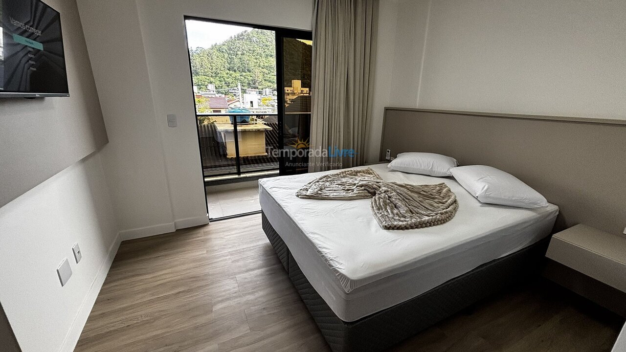 Apartment for vacation rental in Bombinhas (Canto Grande)