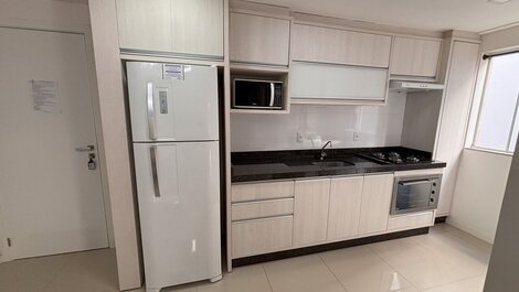 237- Apartamento con piscina, 2 dormitorios, a 250 m de la playa de Bombas.