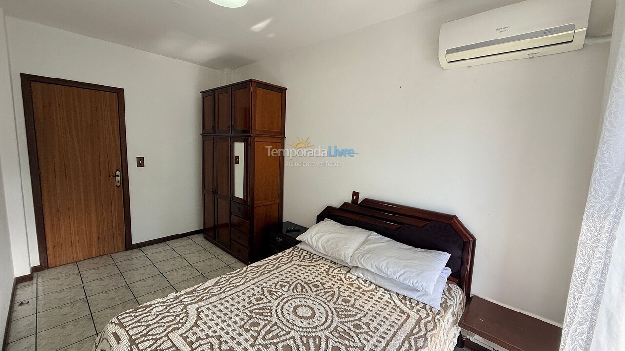 Apartamento para alquiler de vacaciones em Bombinhas (Praia de Bombas)