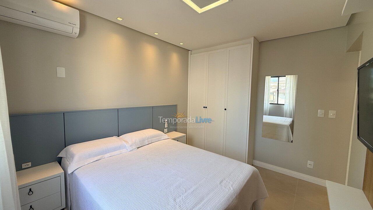 Apartamento para aluguel de temporada em Bombinhas (Praia de Bombas)