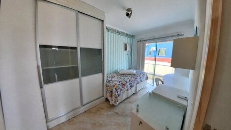 143- Apartamento de 3 dormitorios en Quatro Ilhas