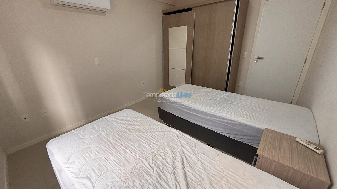 Apartamento para alquiler de vacaciones em Bombinhas (Praia de Bombas)