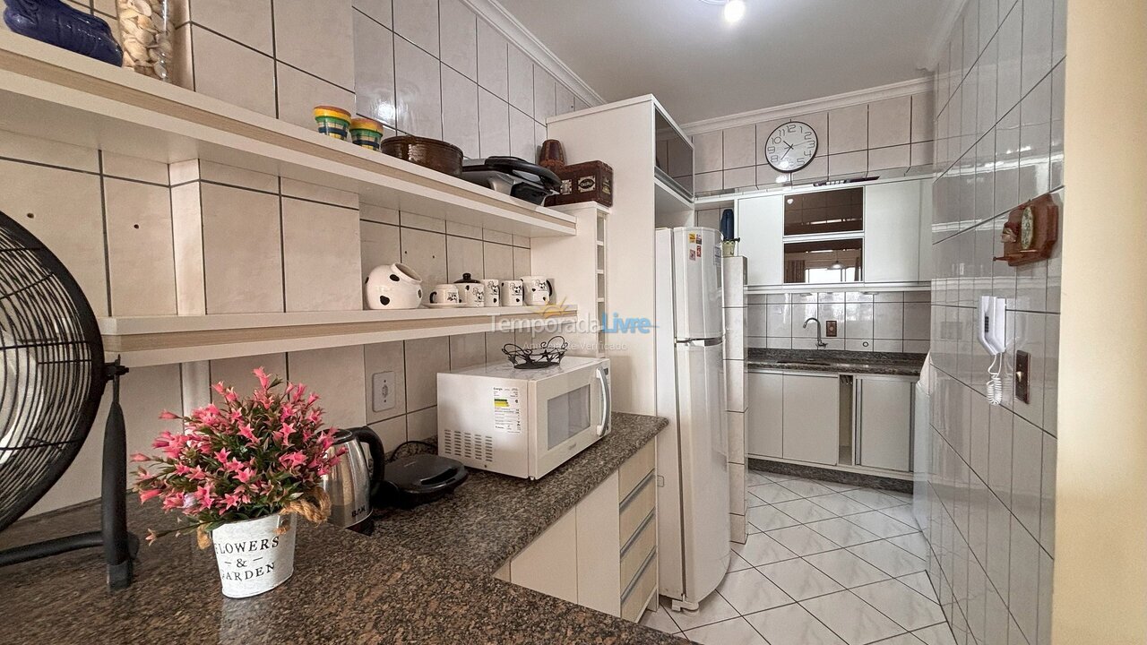 Apartment for vacation rental in Bombinhas (Praia de Bombas)