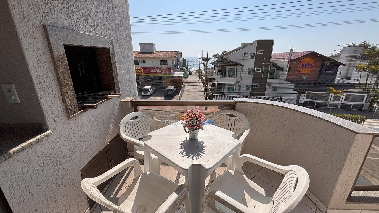 Apartment for vacation rental in Bombinhas (Praia de Bombas)