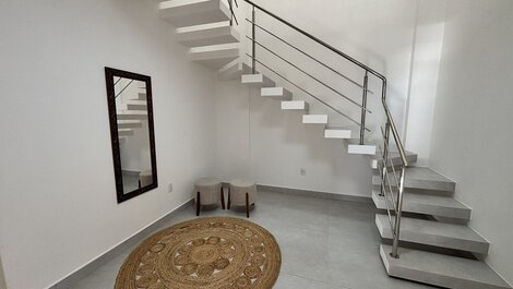 Duplex penthouse with 3 suites, 150m from the beach.