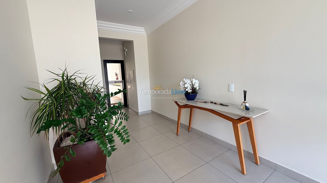 Apartamento para aluguel de temporada em Bombinhas (Praia de Bombas)
