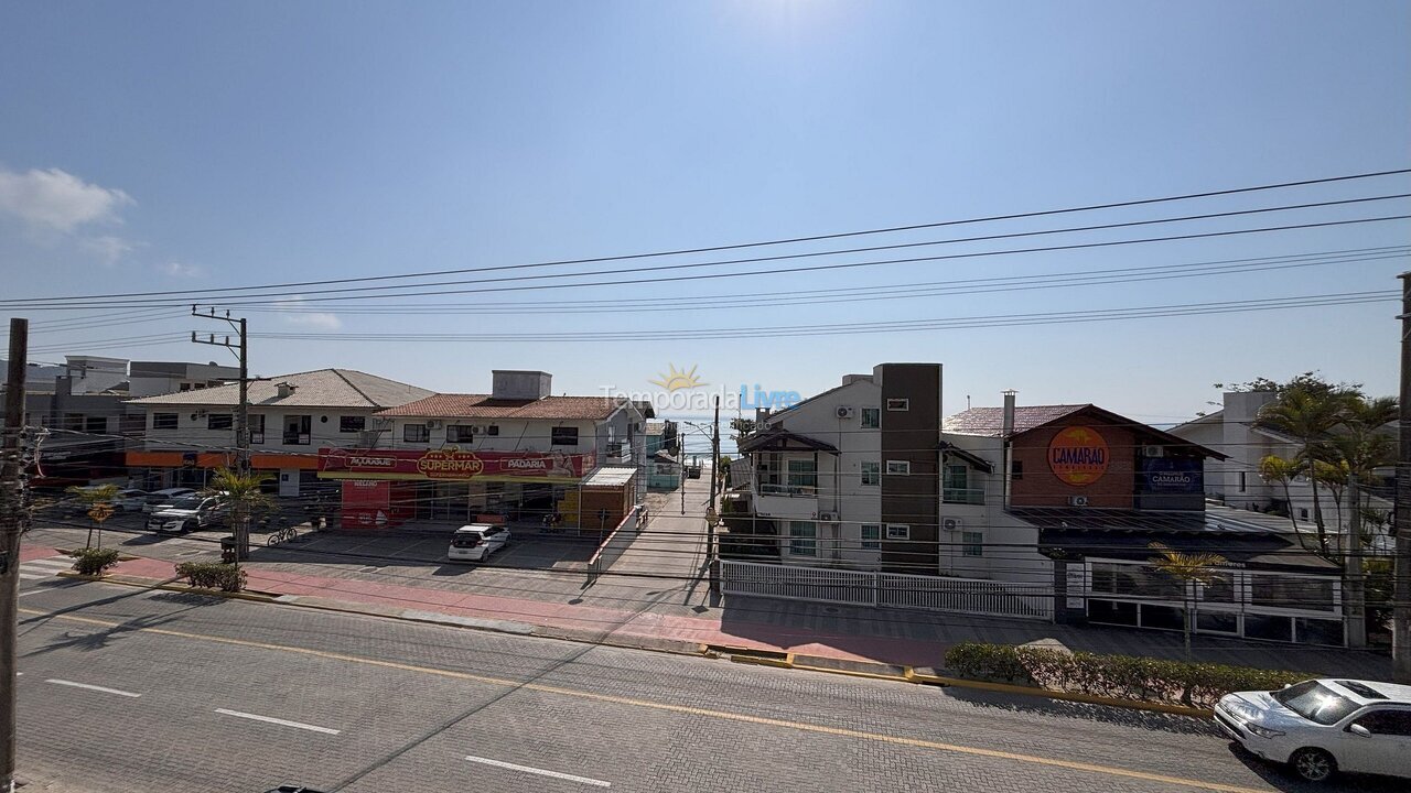 Apartment for vacation rental in Bombinhas (Praia de Bombas)