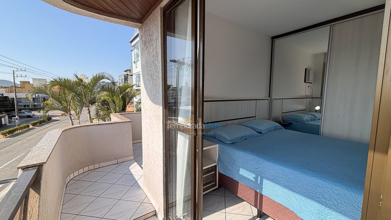 Apartment for vacation rental in Bombinhas (Praia de Bombas)