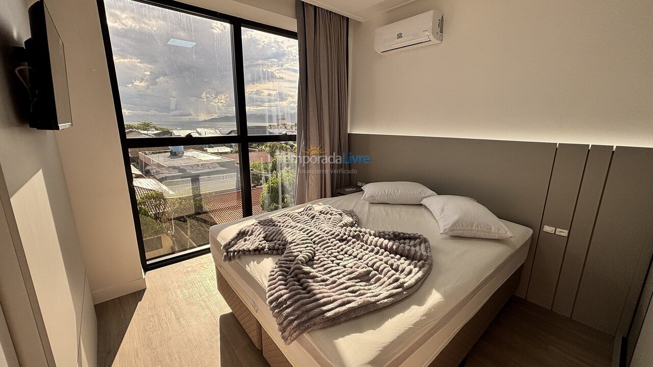 Apartment for vacation rental in Bombinhas (Canto Grande)