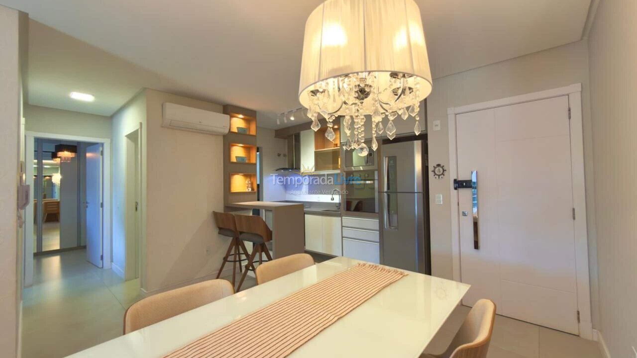 Apartamento para alquiler de vacaciones em Bombinhas (Praia de Bombas)
