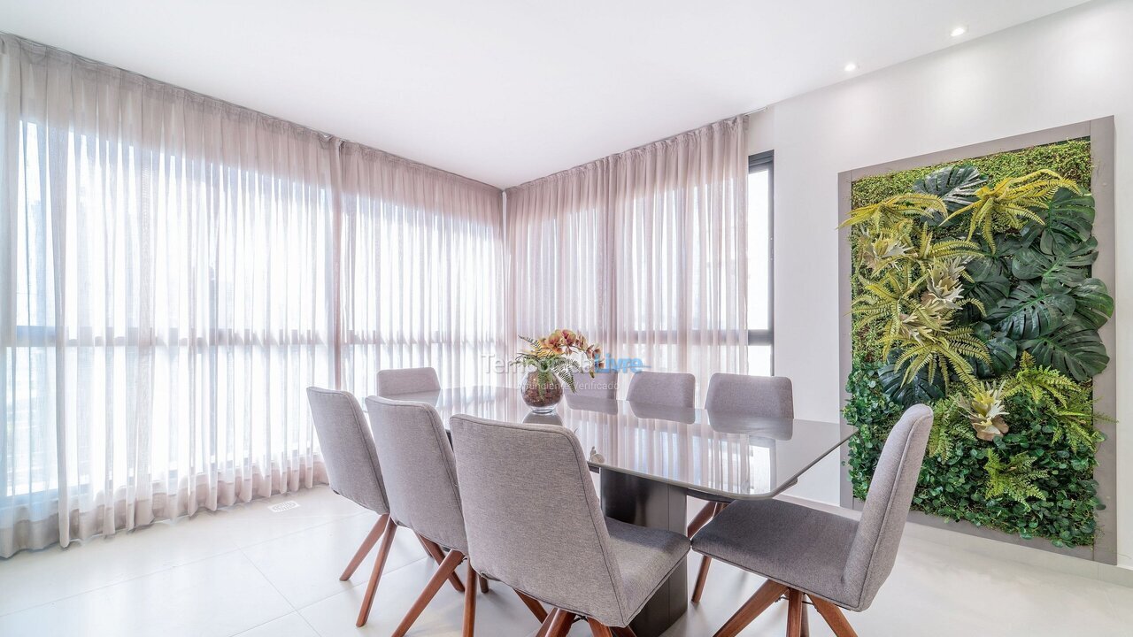 Apartamento para aluguel de temporada em Bombinhas (Canto Grande)