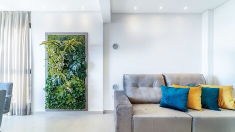 L037 - Apartamento com Vista para o Mar a 50m da Praia em Canto...