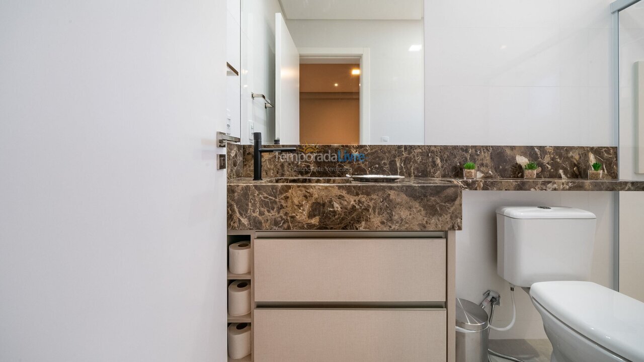 Apartment for vacation rental in Bombinhas (Canto Grande)