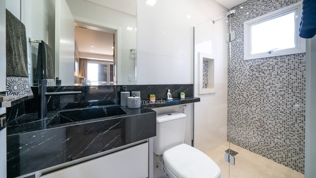 Apartment for vacation rental in Bombinhas (Canto Grande)