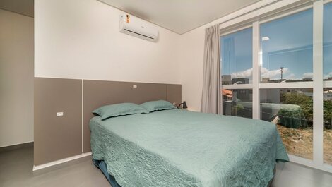 L010 - Apartment with 2 suites, 180 meters from Canto Grande beach.