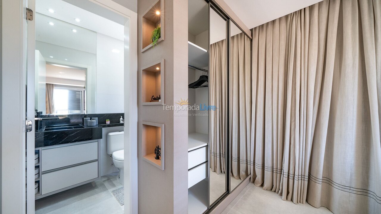 Apartment for vacation rental in Bombinhas (Canto Grande)