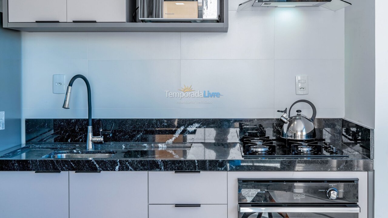Apartamento para aluguel de temporada em Bombinhas (Canto Grande)