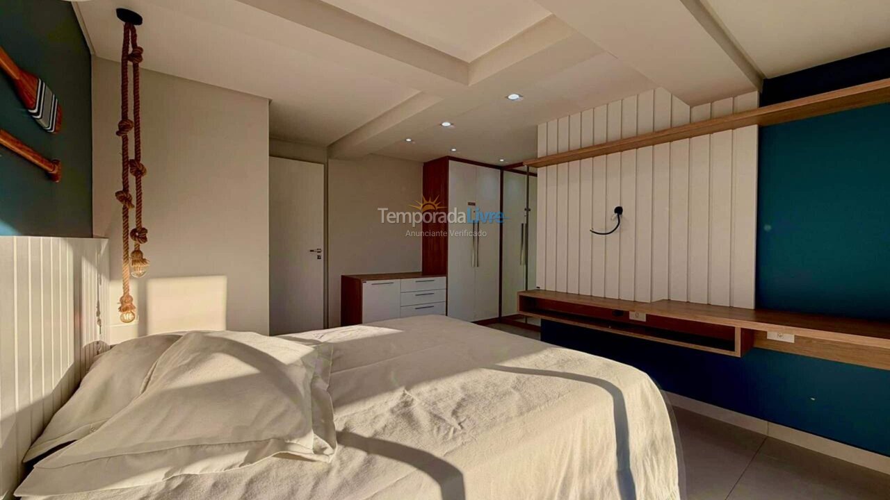 Apartamento para aluguel de temporada em Bombinhas (Canto Grande)