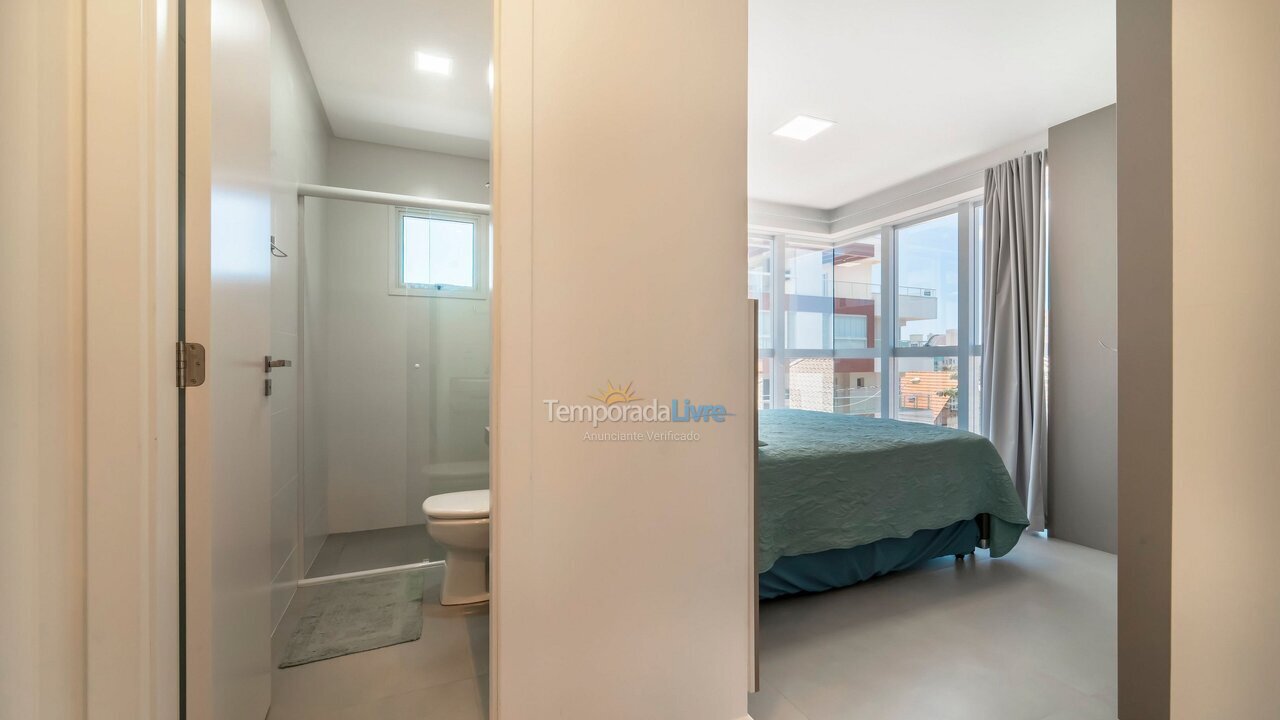 Apartment for vacation rental in Bombinhas (Canto Grande)