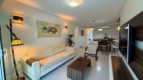 015 - 3 Bedroom Apartment 80 meters from the Beach in Bombas