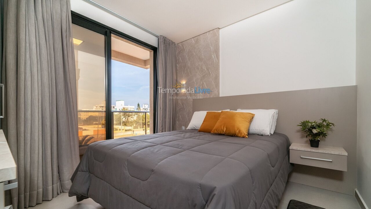 Apartamento para aluguel de temporada em Bombinhas (Canto Grande)