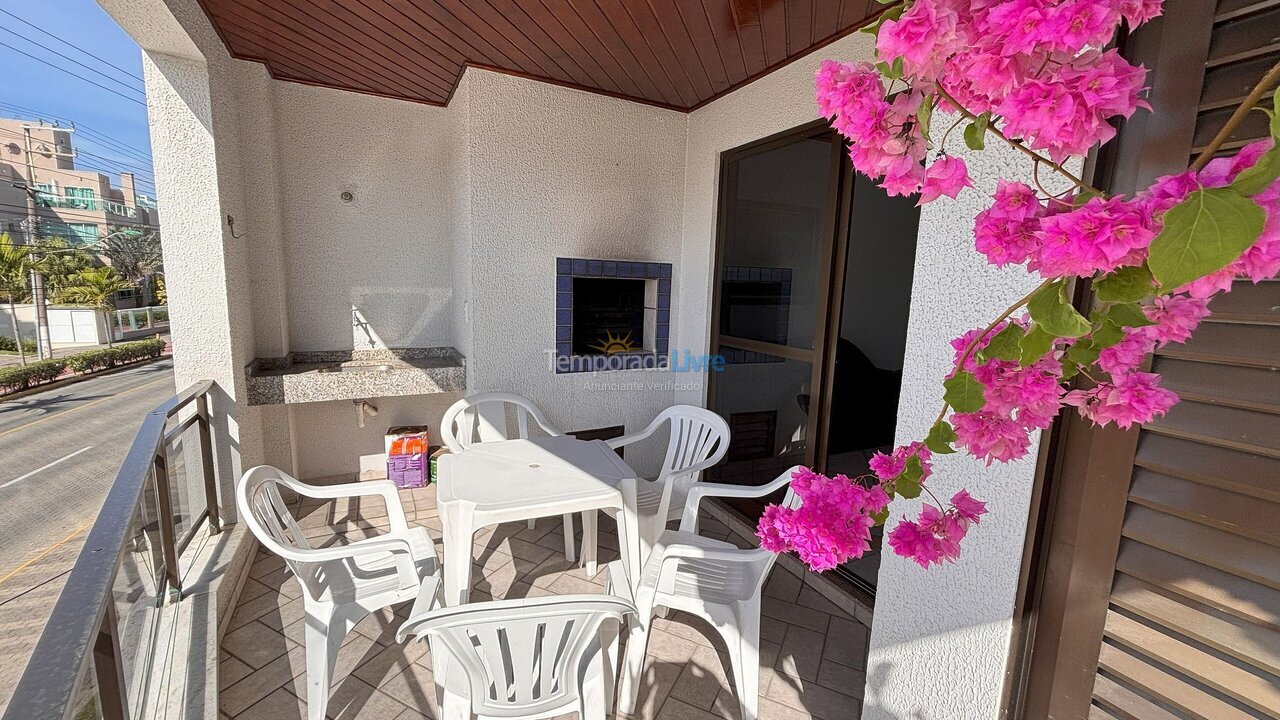 Apartment for vacation rental in Bombinhas (Praia de Bombas)