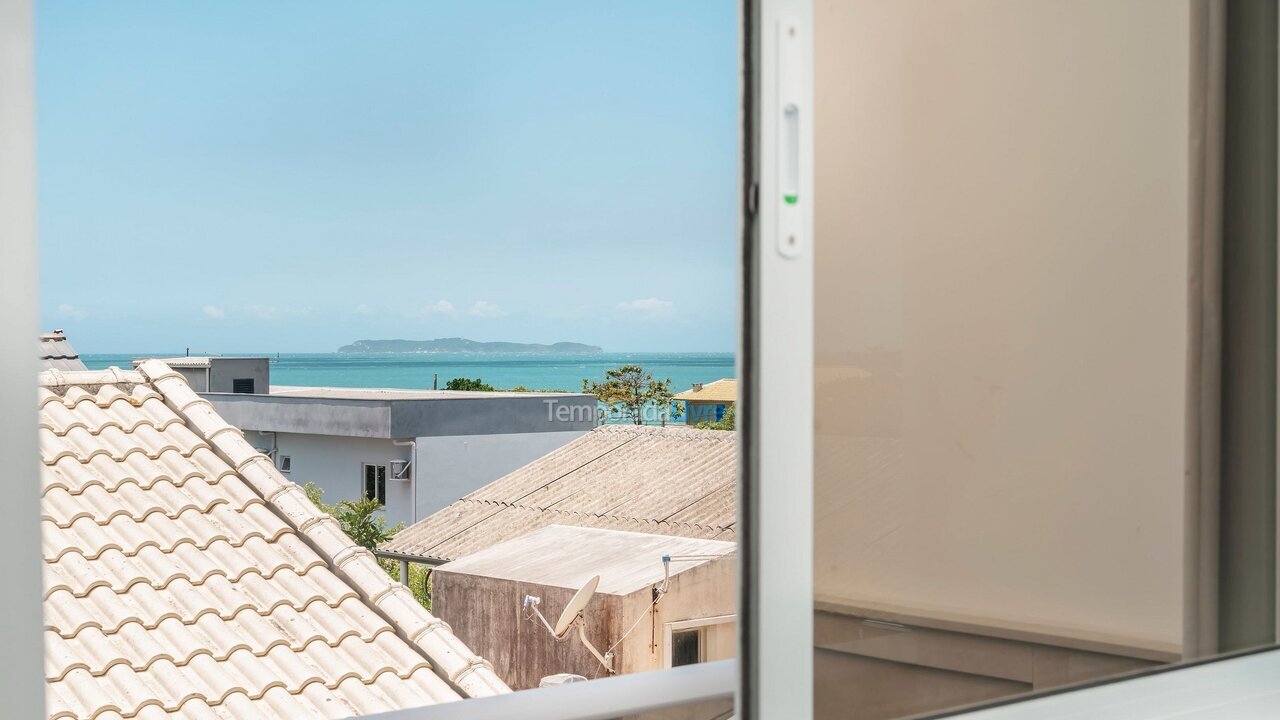 Apartment for vacation rental in Bombinhas (Canto Grande)