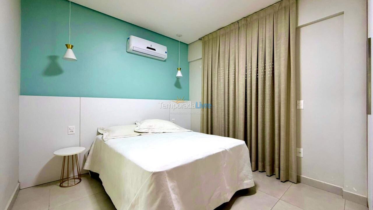 Apartamento para aluguel de temporada em Bombinhas (Canto Grande)