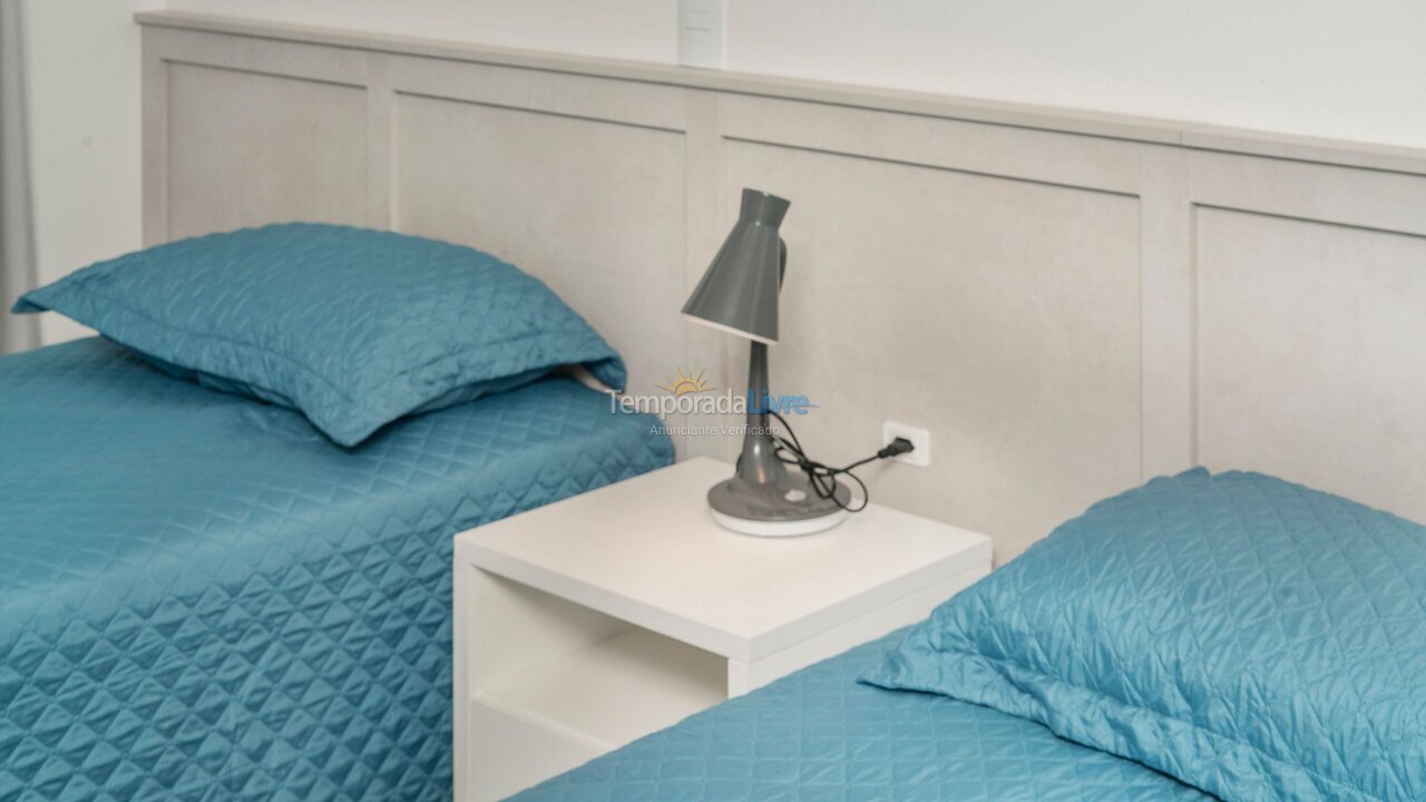 Apartment for vacation rental in Bombinhas (Canto Grande)