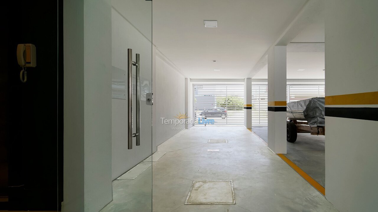 Apartment for vacation rental in Bombinhas (Canto Grande)