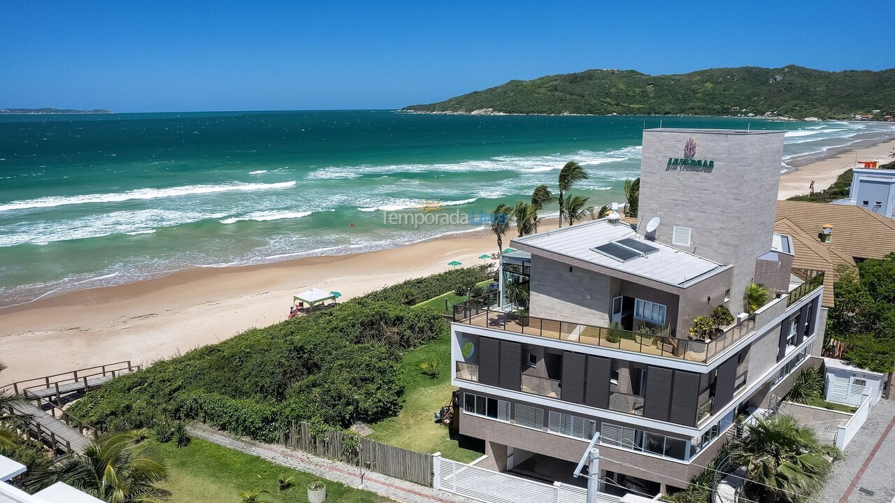 Apartment for vacation rental in Bombinhas (Canto Grande)