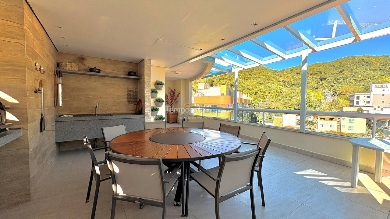 Apartamento para alquiler de vacaciones em Bombinhas (Praia de Bombas)